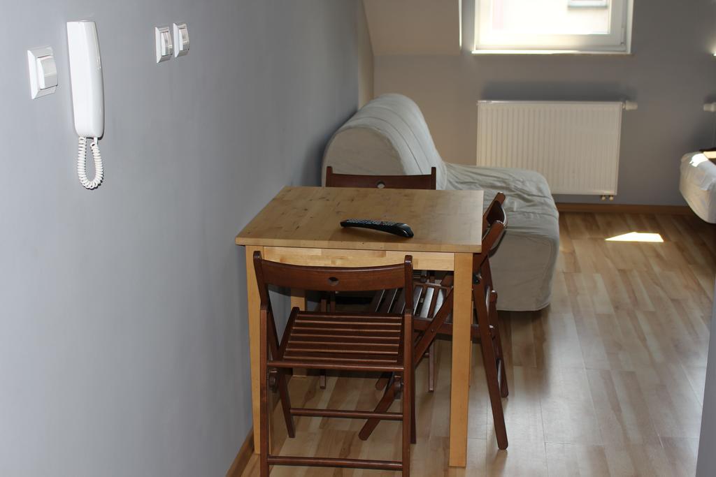 999 Aparthostel Krakau Zimmer foto