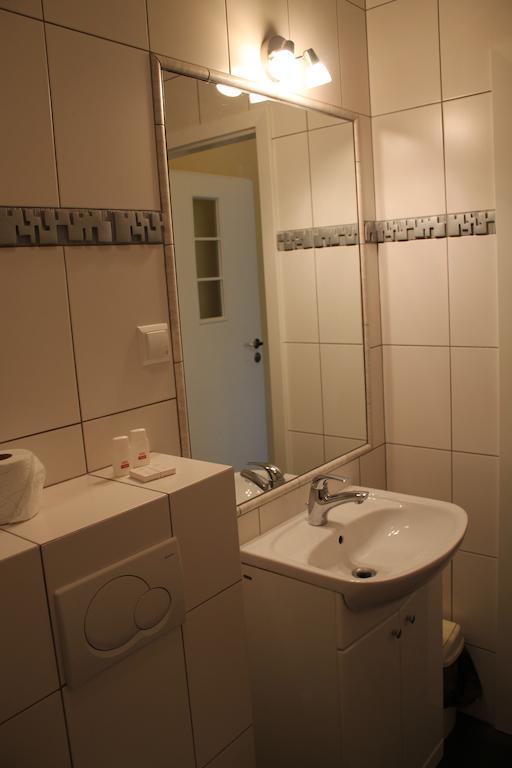 999 Aparthostel Krakau Exterior foto