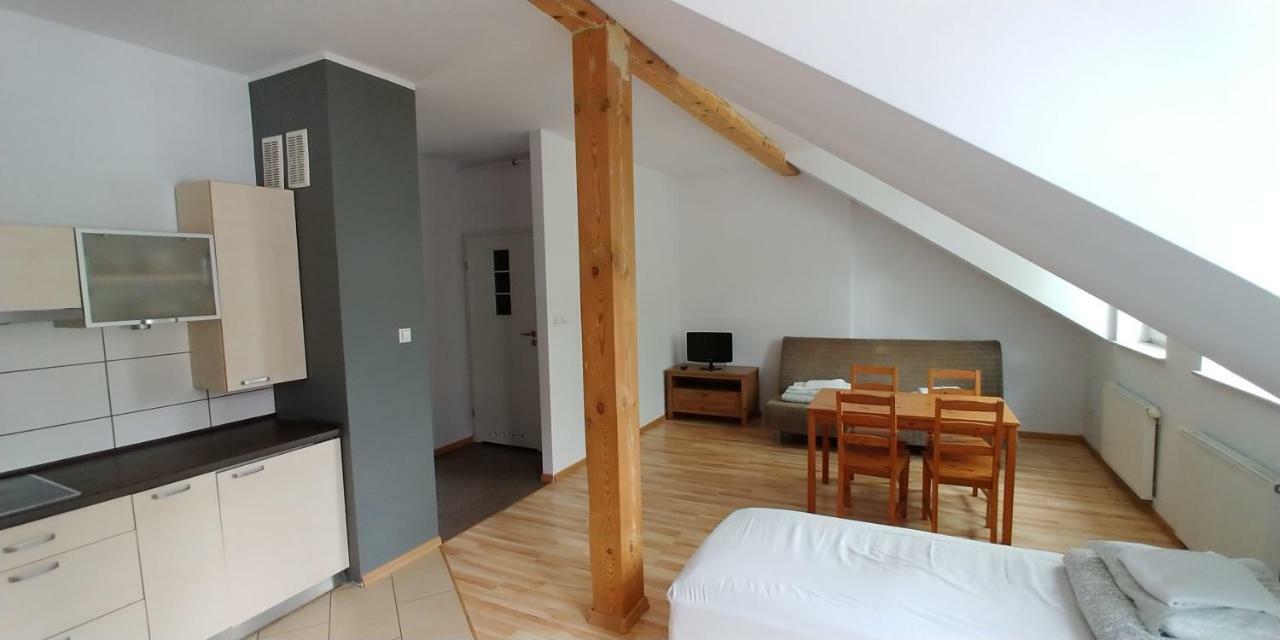 999 Aparthostel Krakau Exterior foto