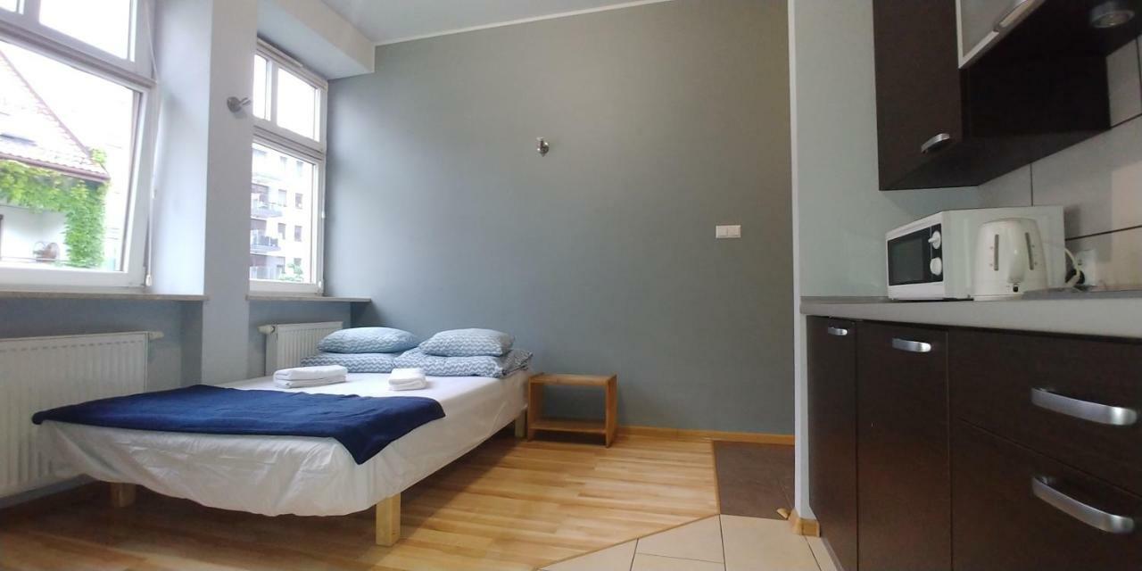 999 Aparthostel Krakau Exterior foto